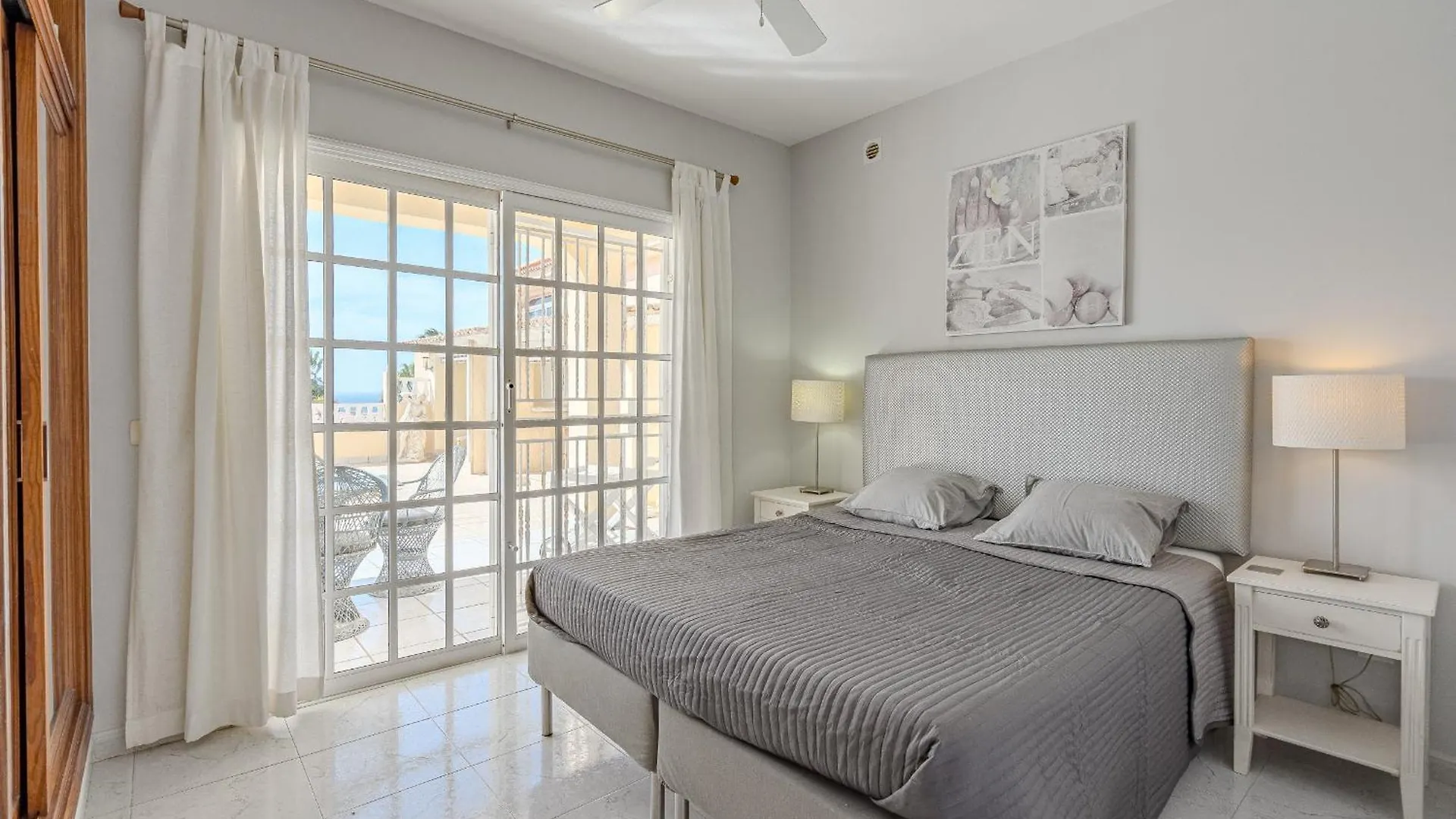 Villa El Yuka , Heated Pool 칼라오살바헤