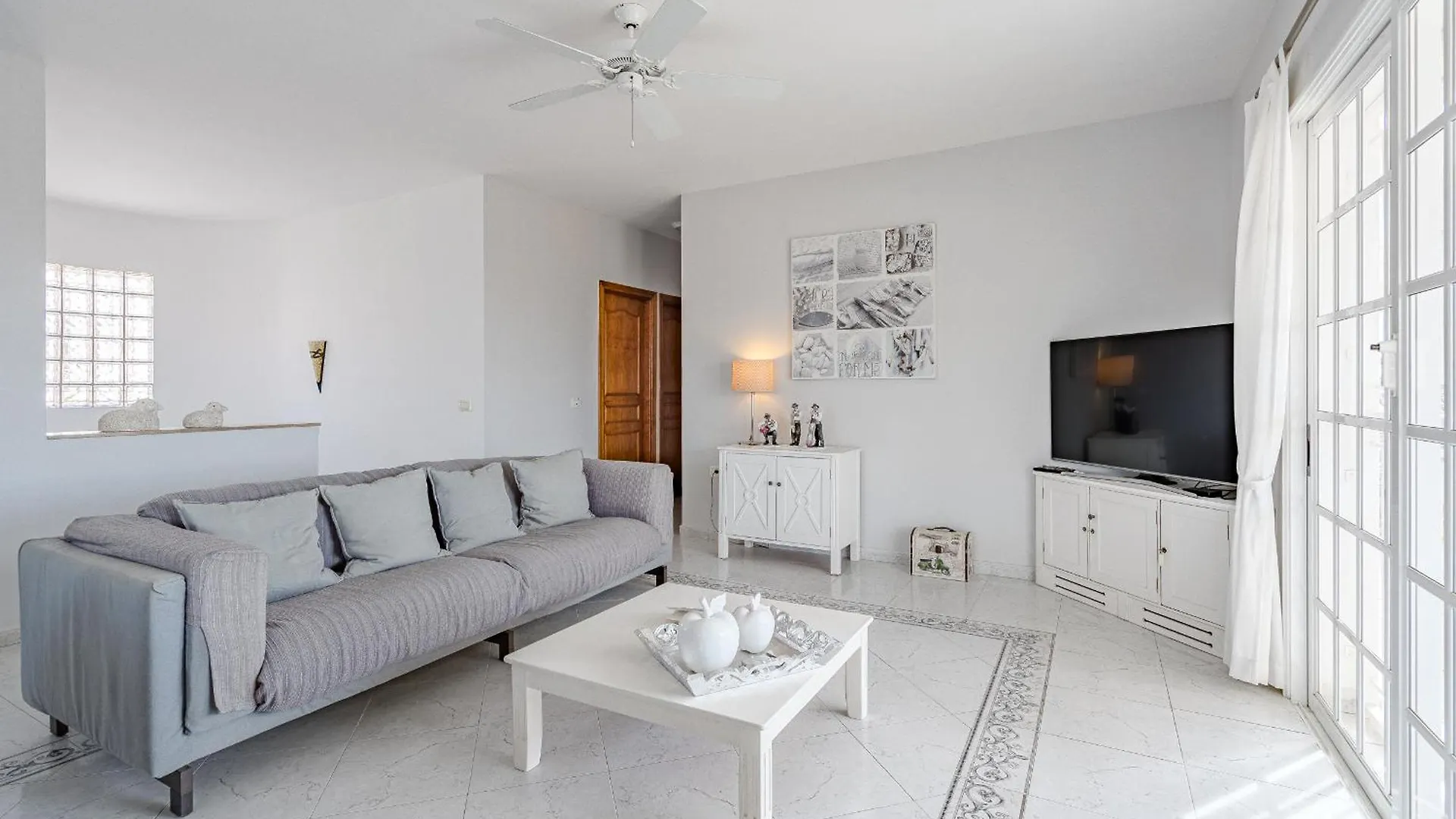 Villa El Yuka , Heated Pool 칼라오살바헤